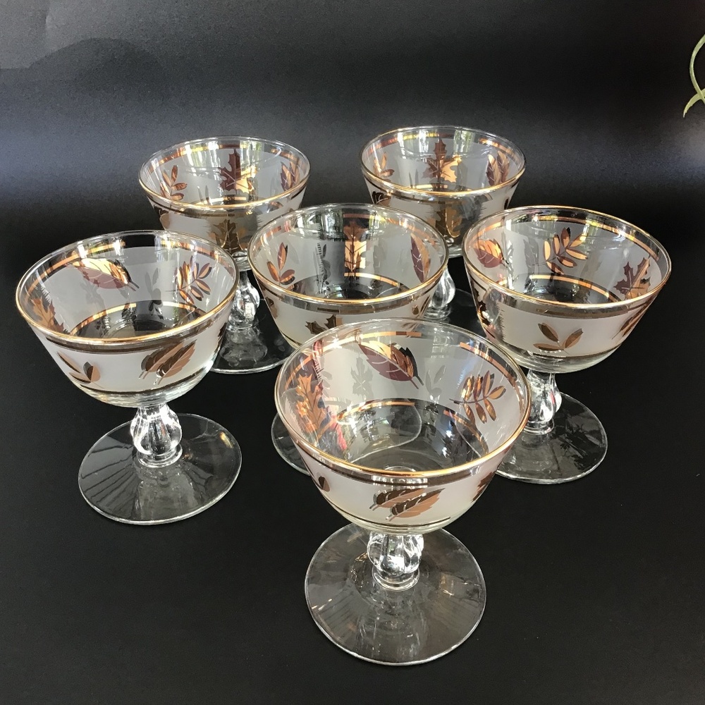 Vintage Libbey Frosted Glass Gold Leaf Pattern Glasses